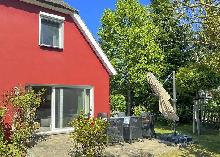 Reetzeit 1 Holiday home *